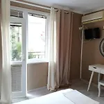 Πανσιόν под наем иви - 2*